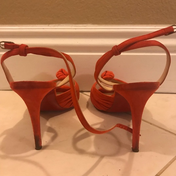 Christian louboutin coral suede peep toe heels - Picture 4 of 5